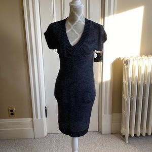 Joe Fresh grey knit V neck cap sleeve skinny dress
